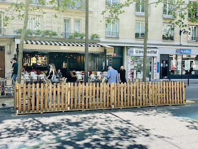 Tikino, Bar à Paris 07