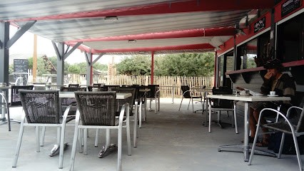 Le Bikini Café, Bar au Porge