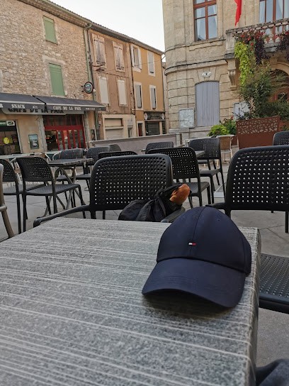 Café de La Paix Pmu Bar, Bar à Quissac