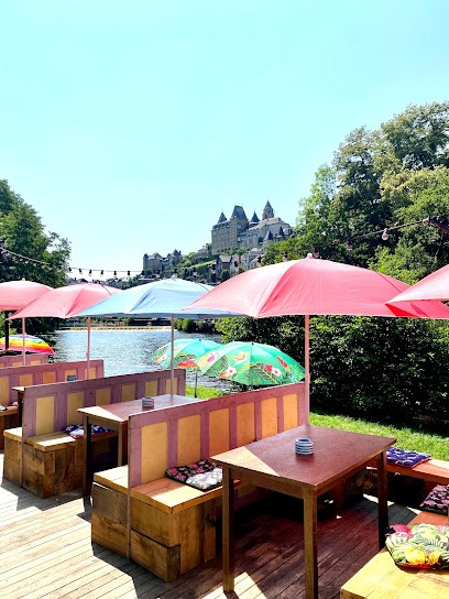 Chez Armand, Bar à Uzerche