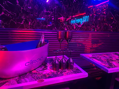 911 Paris, Bar à Paris 13