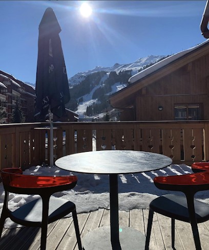 Le Dionysos, Bar aux Allues