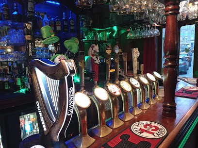 Molly Malone Pub, Bar à Fougères