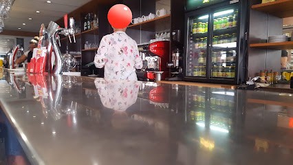 Calazel, Bar à Saint-Bonnet-de-Mure