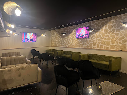 Dubai Club, Bar à Amiens