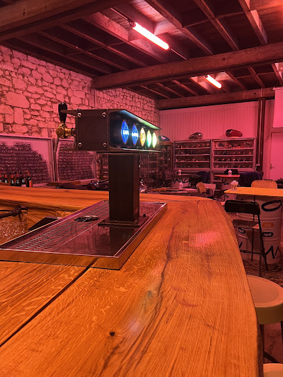 Le Réservoir De Chinon, Bar à Chinon