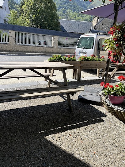 Chez Charlotte, Bar à Guchen