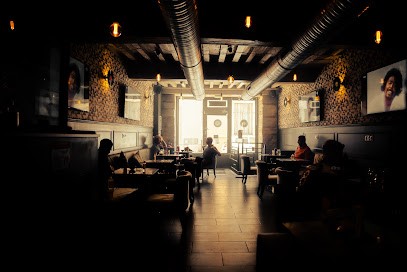 Le Tube | Bar à Chicha à Dijon, Bar à Dijon