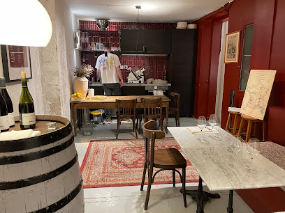 Cave Les Piqueurs, Bar à Paris 18