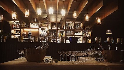 Bar Le Gustave, Bar à Paris 15