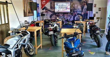 Fan'Attic Rider Bar Shop, Bar à L'Isle-sur-la-Sorgue