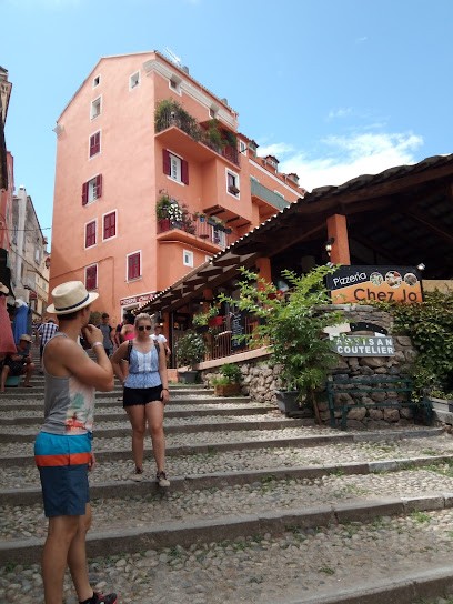 Brasserie Le Majestic, Bar à Corte