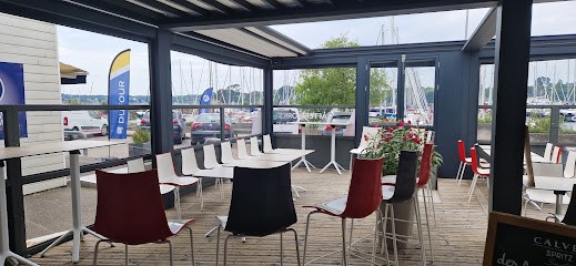 Le Tikawa du Kinawa, Bar à La Forêt-Fouesnant