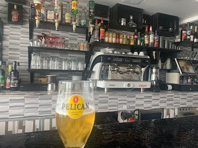 Hôtel Bar Les Sables Blancs, Bar à Maisse