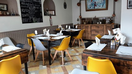 ENTRE NOUS SARL, Bar à Matour