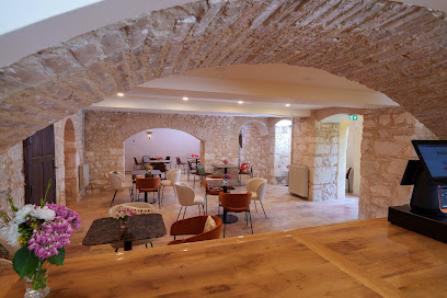 Jj's Bar & Bistro Bar à Castelnau-de-Montmiral