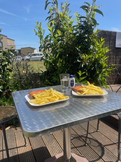 Bar Pub Guinguette Snaking Jeux Le Barbe Rouge, Bar à Langan