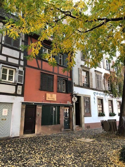 BarbarYan, Bar à Strasbourg