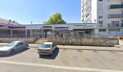 BAR TABAC LE CYRANO, Bar à Laval