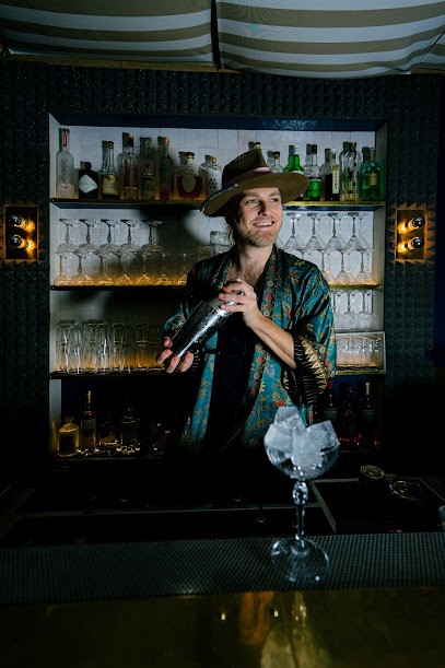 DESINVOLTES, Bar à Paris 18