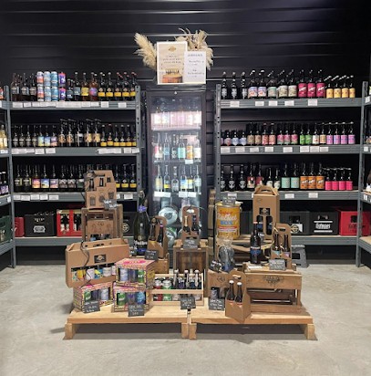 Le Malt in' Pot - Cave & bar à bières, Bar à Tinténiac