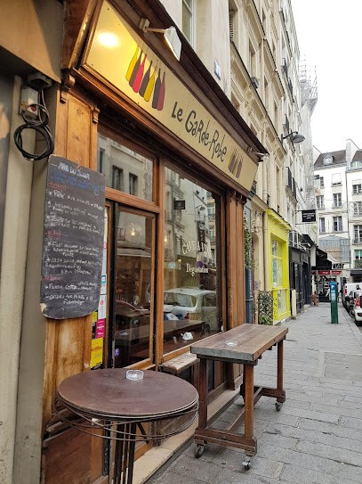 Le Garde Robe, Bar à Paris 01