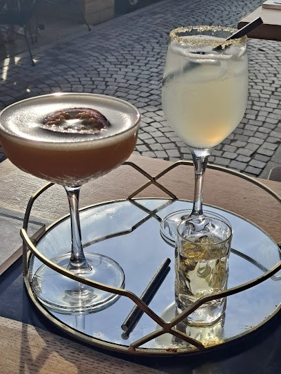 Les Artistes, Bar à Trouville-sur-Mer