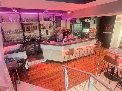 L'embuscade, Bar à Parthenay