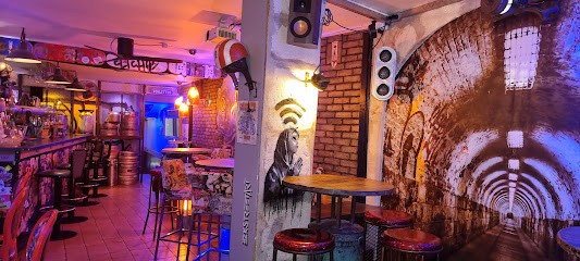 Cromwelle Cafe, Bar à La Rochelle