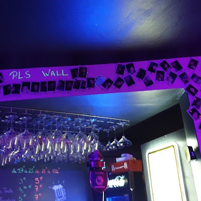LE P.L.S, Bar à Amiens