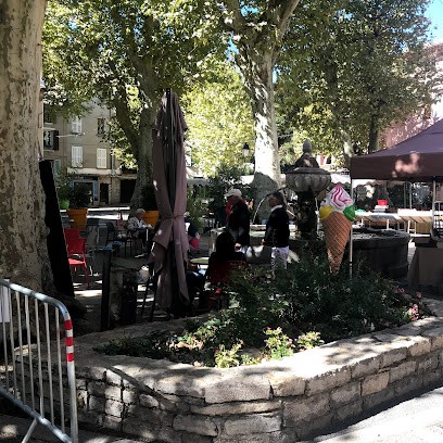 Café De Paris, Bar à Flayosc