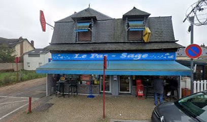 Mahé Roger, Bar à Saint-Aubin-lès-Elbeuf