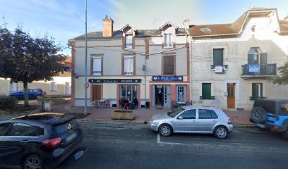 D L A, Bar à Montargis