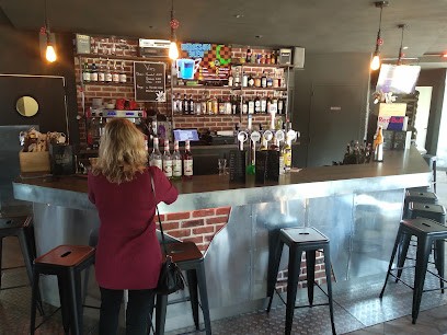 Meltdown Nantes, Bar à Nantes