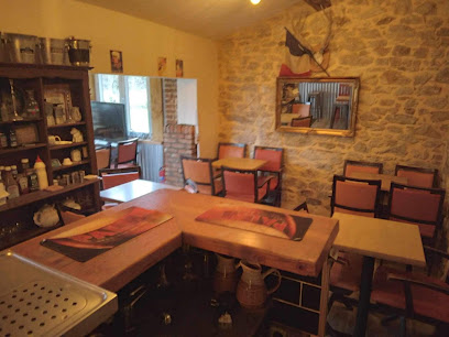 Bar St Martial, Bar à Saint-Martial-sur-Isop