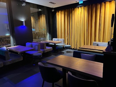 MC FLY, Bar à Nancy