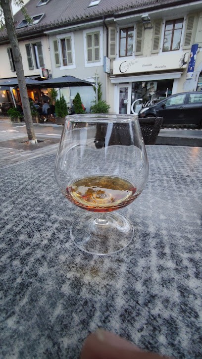 Le Full Moon Café, Bar à Divonne-les-Bains