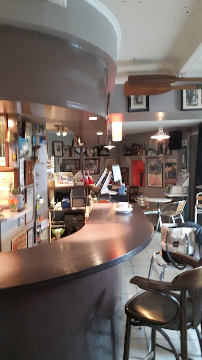 La Bascule, Bar à Elliant