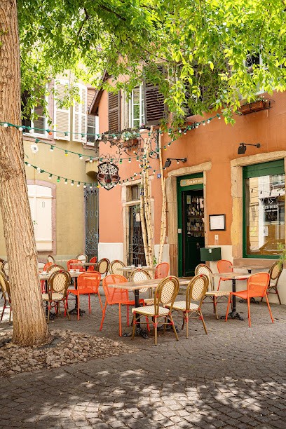L’Un Des Sens | Assiettes Gourmandes Et Canons à Partager Au Bar à Vin Intimiste Du Vieux Colmar, Bar à Colmar