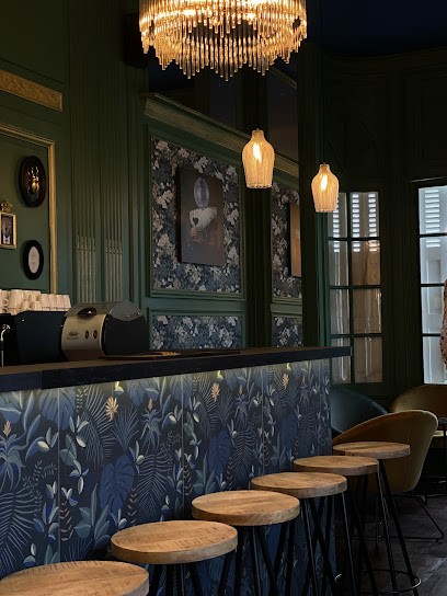 Brok Café, Bar à Deauville