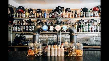 FAT., Bar à Paris 03