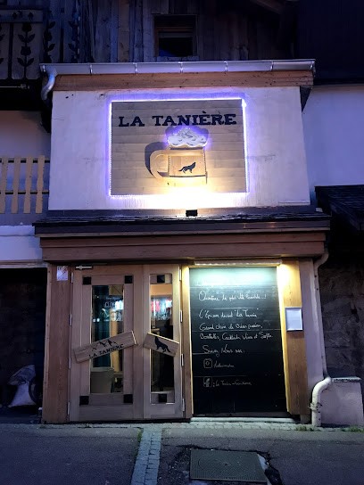 La Tanière, Bar à Combloux