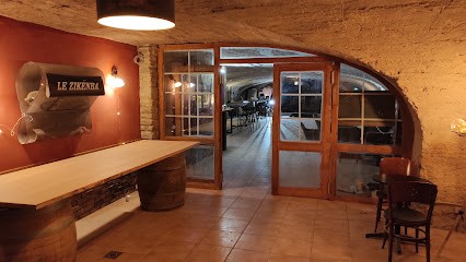 Le Zikënba, Bar à Mâcon