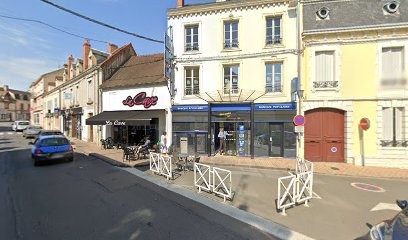 Ciriaco Eric, Bar à Digoin