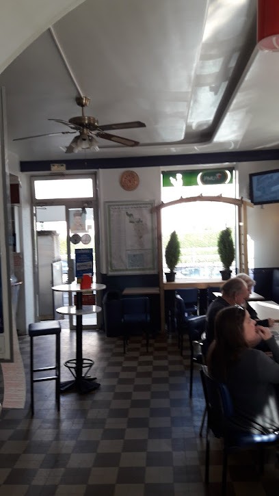 Le Clos Des Roses, Bar à Montmorency