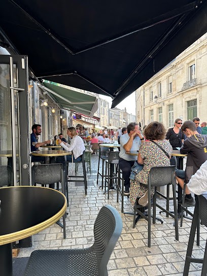 Le Cadre, Bar à La Rochelle