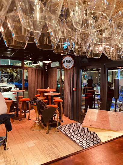 Le Bougnat De Lolo, Bar à Sainte-Savine