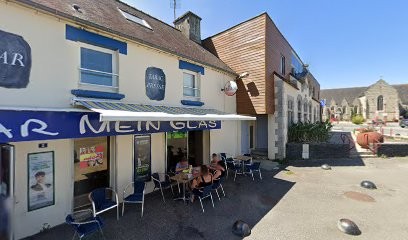 Moal Laurent, Bar à Maël-Carhaix