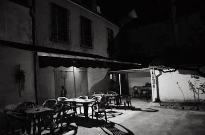 L'Est Rade, Bar à Meaux