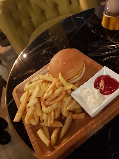 La Villa Paris, Bar à Paris 17